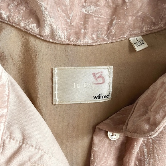 ARITZIA WILFRED LE FOU CRISTOL SILK BLEND PINK CRUSHED VELVET BUTTON DOWN SHIRT - Picture 5 of 9